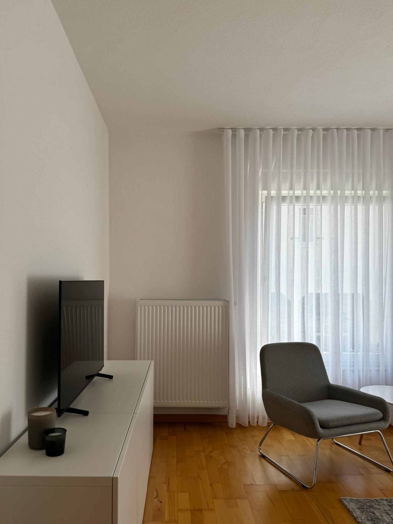 Apartment 7 Friedrichshafen Exteriör bild