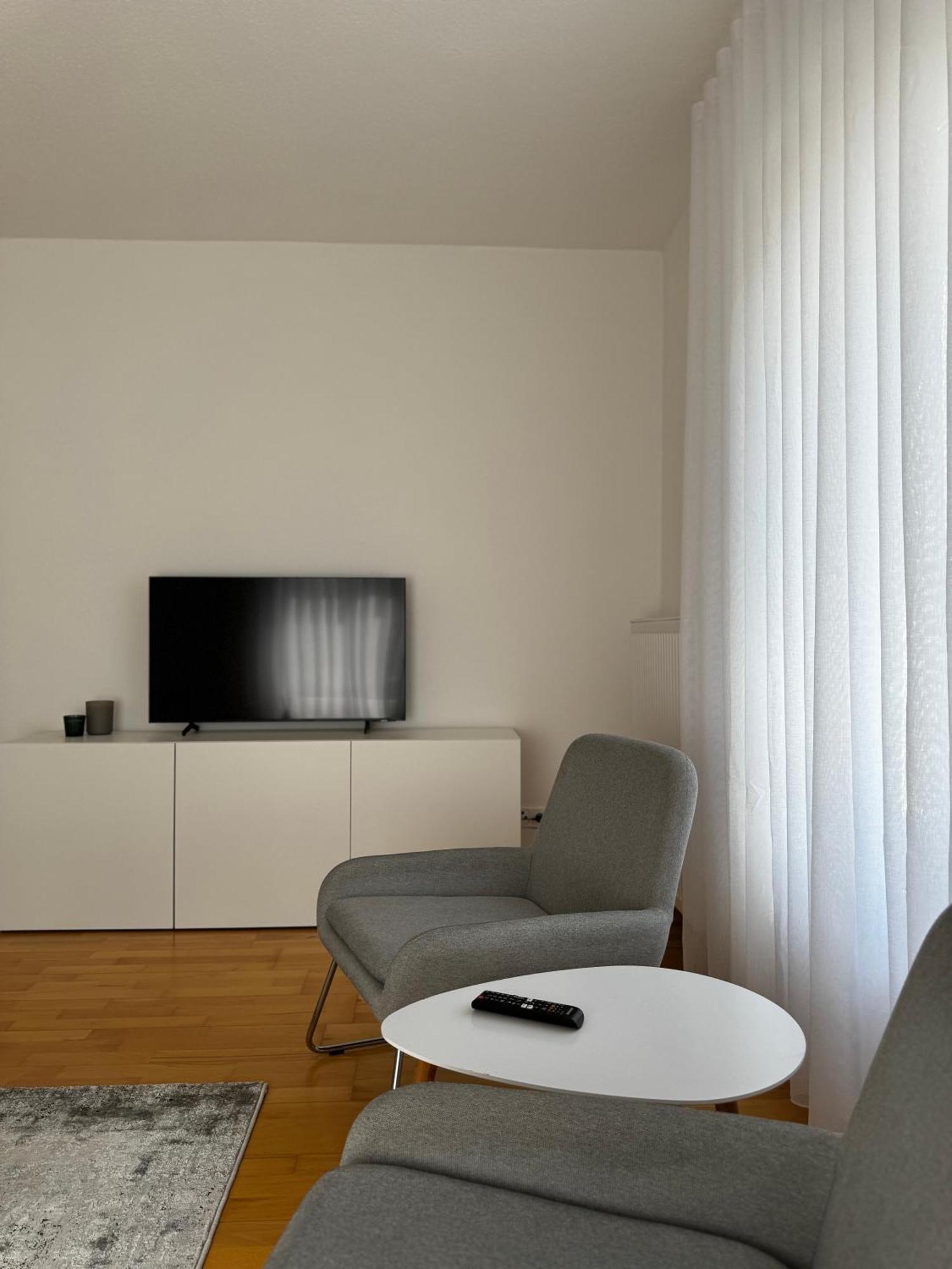 Apartment 7 Friedrichshafen Exteriör bild