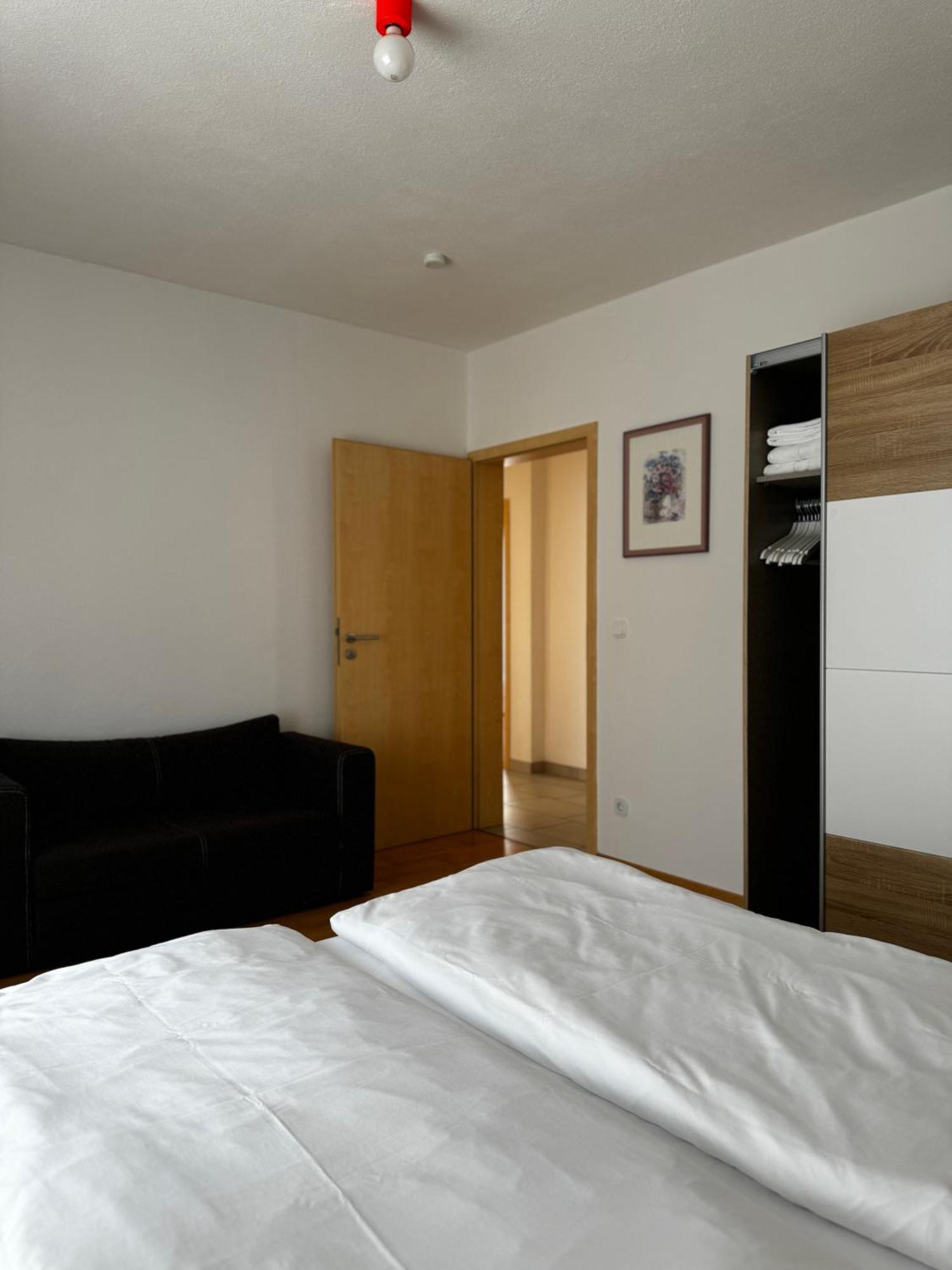 Apartment 7 Friedrichshafen Exteriör bild